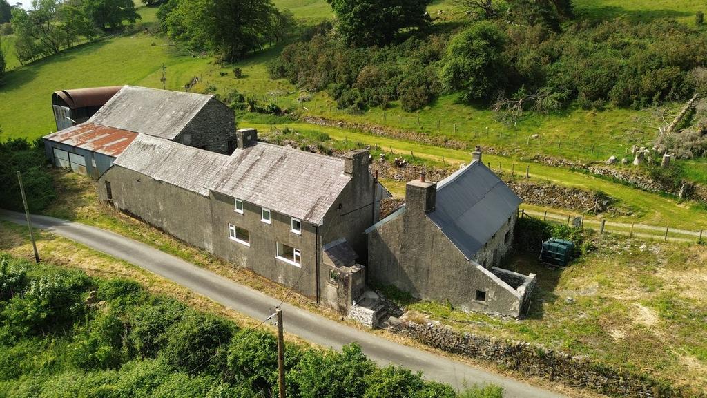 House in Cellan, Tafnardy, Llanfair Clydogau
