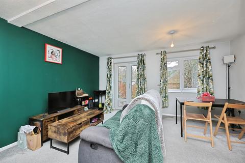 3 bedroom end of terrace house for sale, Lushington Close, Norwich