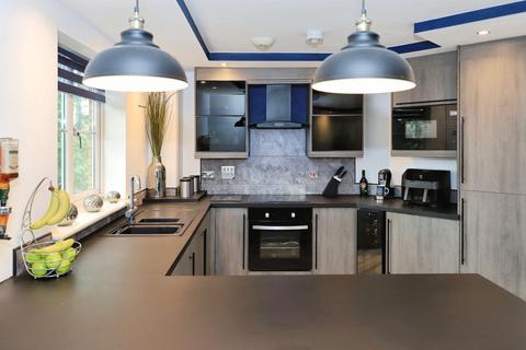 2 bedroom flat for sale, Pedmore Mews, Stourbridge
