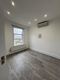 undefined, Como Street, Romford RM7