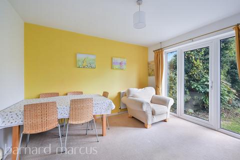 3 bedroom terraced house for sale, Beaconsfield Road, Epsom