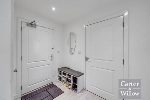 2 bedroom apartment for sale, Hamilton Mansions, 12 Fielders Crescent, Essex