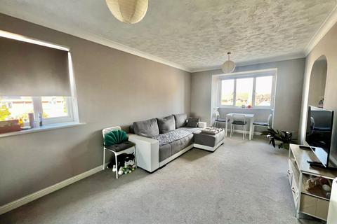 1 bedroom flat for sale, St. Leonards Close, Grays