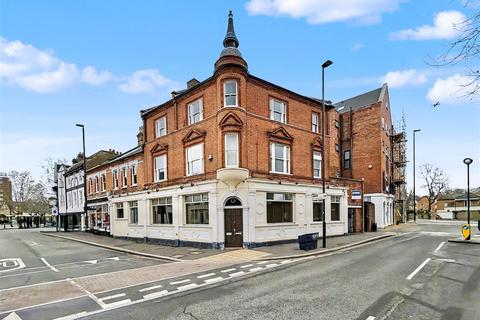 2 bedroom apartment to rent, Upper Square, Isleworth TW7