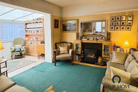 2 bedroom bungalow for sale, Coxes Lane, Kent CT12