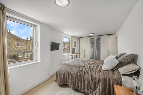 2 bedroom flat for sale, Naoroji Street, Islington, London