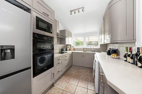 3 bedroom semi-detached house for sale, Eton Avenue, New Malden