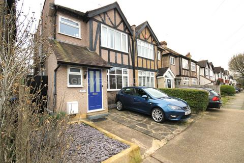3 bedroom semi-detached house for sale, Eton Avenue, New Malden
