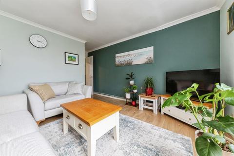 2 bedroom flat for sale, Athelstan Walk South, Welwyn Garden City