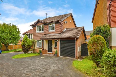 Robin Close, Uttoxeter