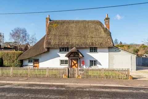 3 bedroom detached house for sale, Oxford Road, Winchester SO21