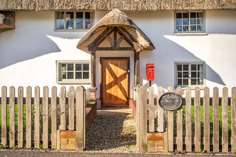 3 bedroom detached house for sale, Oxford Road, Winchester SO21