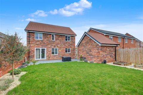 5 bedroom detached house for sale, Pheasant Way, Calverton