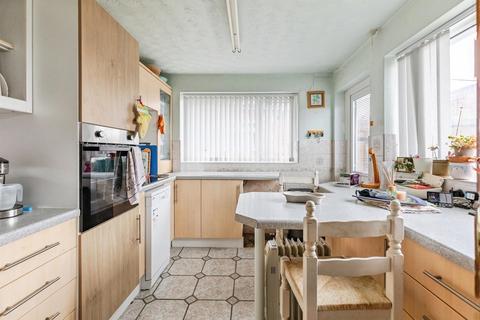 undefined, Twyford Avenue, Raunds, Wellingborough