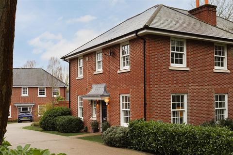 Westwood Close, Reigate