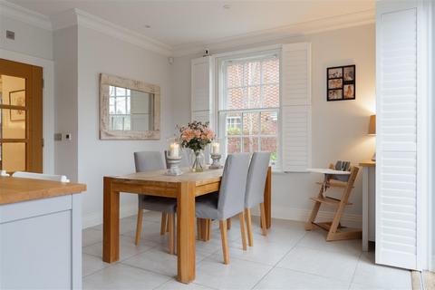 undefined, Westwood Close, Reigate