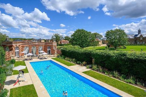 4 bedroom semi-detached house for sale, Daffodil Crescent, Barnet EN4