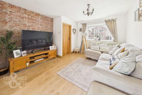 3 bedroom semi-detached house for sale, Gowing Road, Mulbarton, Norwich