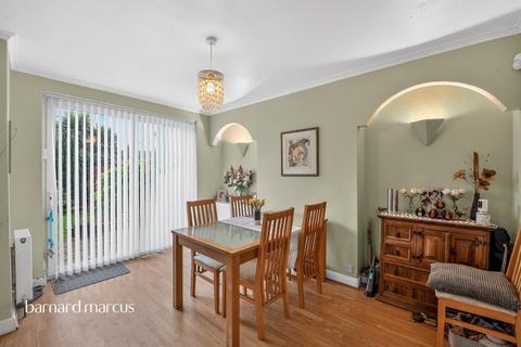 3 bedroom end of terrace house for sale, Chestnut Grove, Mitcham