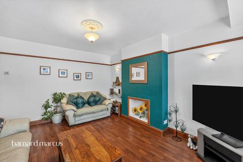 3 bedroom end of terrace house for sale, Chestnut Grove, Mitcham