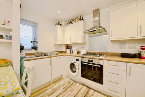 2 bedroom apartment for sale, Cezanne Road, Watford