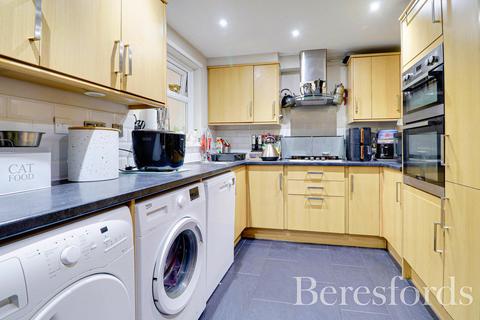 4 bedroom terraced house for sale, Creasen Butt Close, Heybridge, CM9