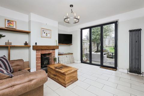 4 bedroom detached house for sale, Kings Drive, EASTBOURNE