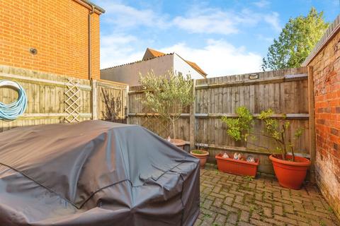 2 bedroom semi-detached house for sale, Market Square, Leighton Buzzard