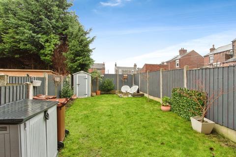 3 bedroom semi-detached house for sale, West View, Ackworth, Pontefract