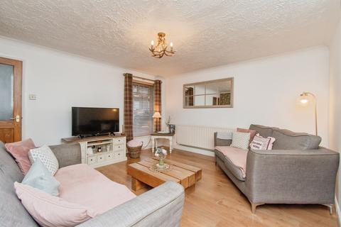 3 bedroom semi-detached house for sale, West View, Ackworth, Pontefract