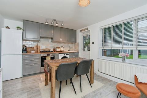 3 bedroom semi-detached house for sale, West View, Ackworth, Pontefract