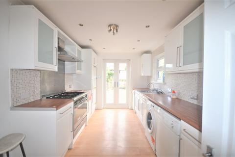 2 bedroom terraced house to rent, Aldborough Road South, IG3 8EY