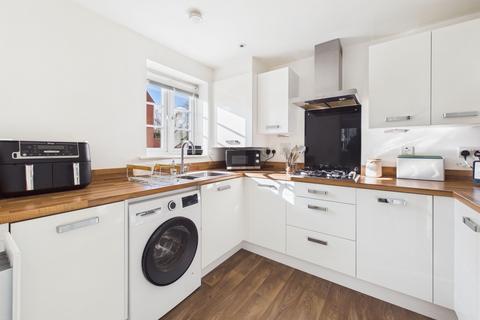 3 bedroom end of terrace house for sale, Catch Yard Road, Silverstone, NN12