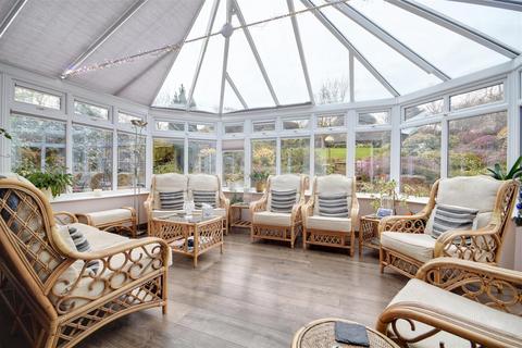 4 bedroom detached house for sale, High Meadow, Northiam