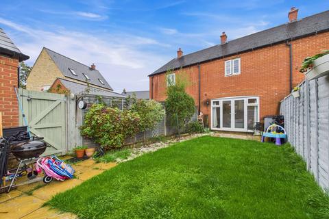 2 bedroom terraced house for sale, Timms Lane, Silverstone, NN12
