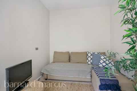 1 bedroom flat for sale, Elsham Road, London