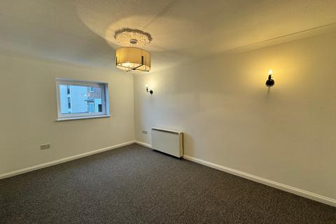 1 bedroom flat to rent, Sandgate Esplanade, Sandgate, CT20