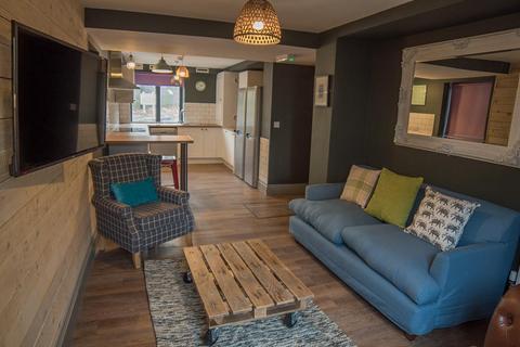 undefined, Shire Oak Road, Leeds LS6