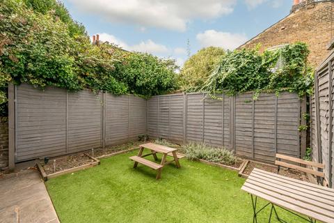 3 bedroom house to rent, Caroline Road, Wimbledon, London, SW19