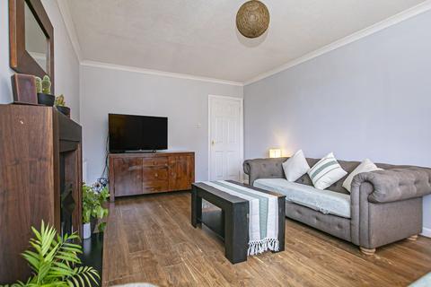 3 bedroom semi-detached house for sale, 62 Farnell Way, Dunfermline, KY12 0SR