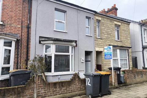 undefined, 3 Bedroom Terrace House Queens Park Bedford