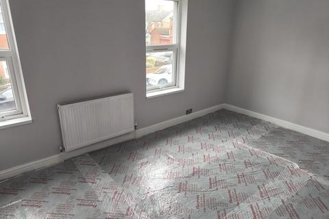 undefined, 3 Bedroom Terrace House Queens Park Bedford