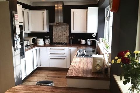 4 bedroom semi-detached house for sale, Eastbourne Road, Willingdon, Eastbourne BN20