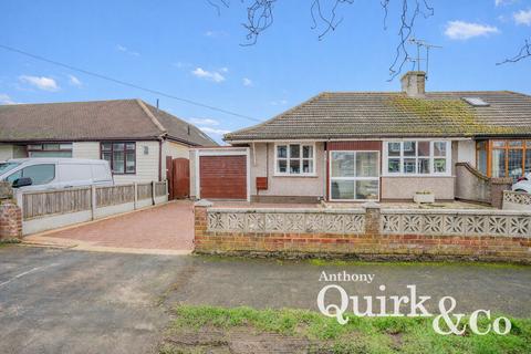 3 bedroom bungalow for sale, Meynell Avenue, Canvey Island, SS8