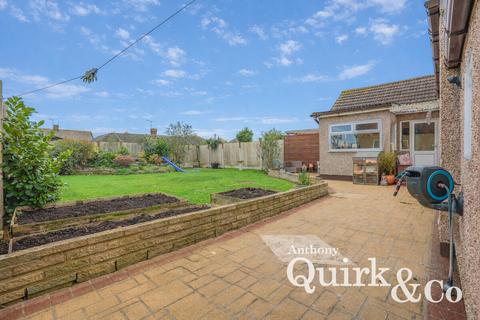 3 bedroom bungalow for sale, Meynell Avenue, Canvey Island, SS8
