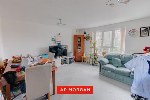 undefined, St. Peters Close, Bromsgrove, Worcestershire, B61