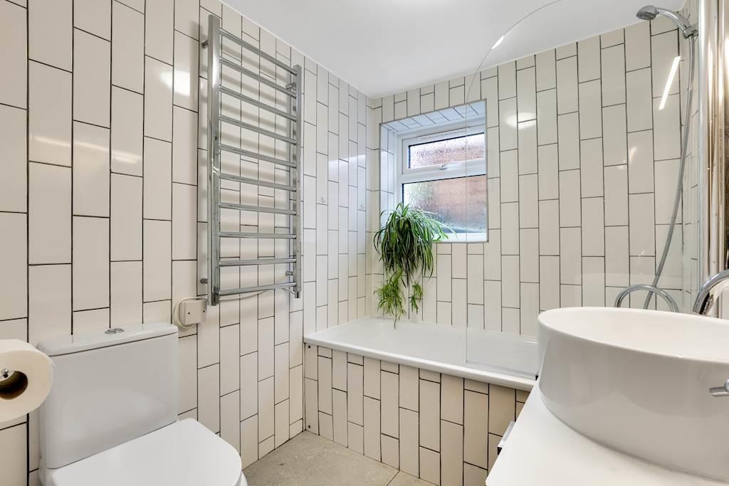05-be1b JHProp Wpen - 30a Padua Road - 4-small.jpg