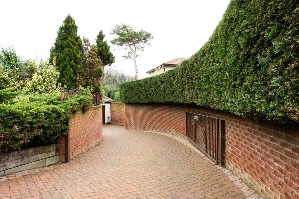 Property Image 40