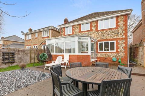 4 bedroom detached house for sale, Wycombe Road, Princes Risborough HP27
