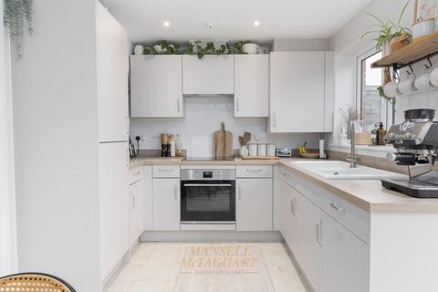 undefined, Campbell Grove, Horley RH6